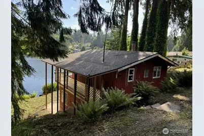 6901 Olive Avenue, Stanwood, WA 98292 - Photo 1
