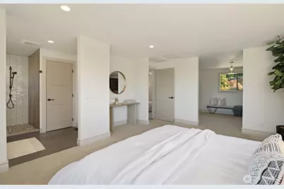 9100 Olympic View Drive, Edmonds, WA 98026 - Photo 17