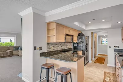 9201 NE Juanita Drive #101, Kirkland, WA 98034 - Photo 13