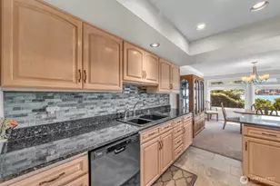 9201 NE Juanita Dr, Kirkland, WA 98034 - Photo 11