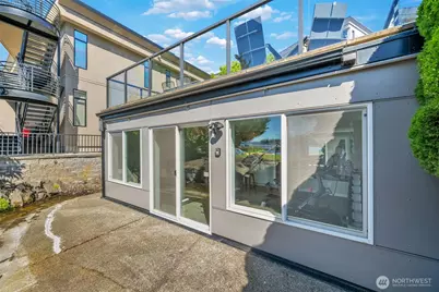 9201 NE Juanita Drive #101, Kirkland, WA 98034 - Photo 35
