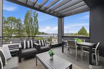 2009 Minor Avenue E, Seattle, WA 98102 - Photo 23