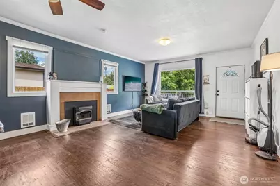 10434 11th Avenue Ct S, Tacoma, WA 98444 - Photo 5