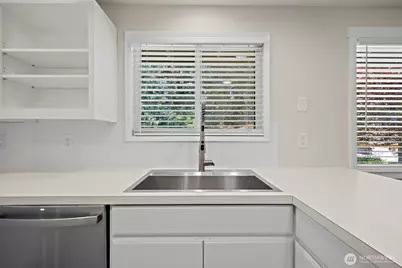 12647 177th Place SE, Renton, WA 98059 - Photo 13