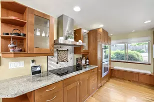 6332 NE 196th St, Kenmore, WA 98028 - Photo 9