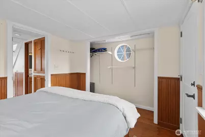 1900 Westlake Avenue N #B20, Seattle, WA 98109 - Photo 17