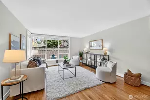 3039 61st Ave SW, Seattle, WA 98116 - Photo 7