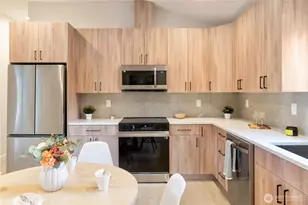 12531 25th Ave NE, Seattle, WA 98125 - Photo 9