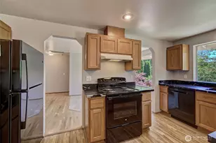 4026 205th Pl SW, Lynnwood, WA 98036 - Photo 7
