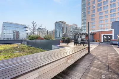 1085 103rd Avenue NE #204, Bellevue, WA 98004 - Photo 21