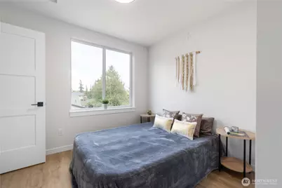 12531 25th Avenue NE #B, Seattle, WA 98125 - Photo 13