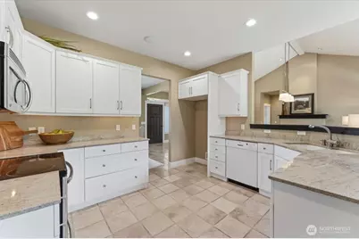 105 Pickens Street, Wenatchee, WA 98801 - Photo 9