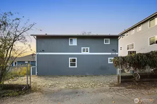 4028 38th Ave. S, Seattle, WA 98118 - Photo 3