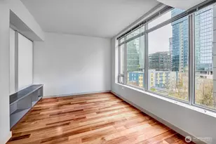 910 Lenora St, Seattle, WA 98121 - Photo 15