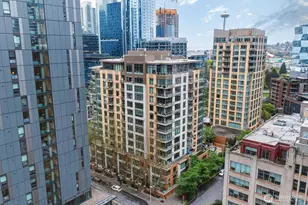 910 Lenora St, Seattle, WA 98121 - Photo 3