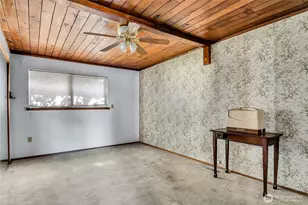 12037 S 64th Ave, Seattle, WA 98178 - Photo 3