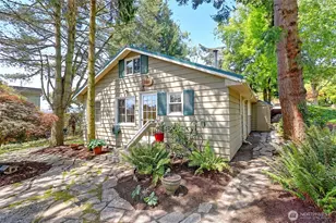 386 Shore Dr, Camano Island, WA 98282 - Photo 3