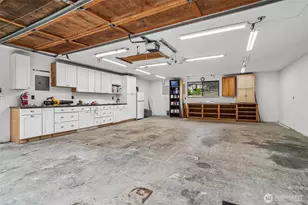 215 105th Ave E, Edgewood, WA 98372 - Photo 25