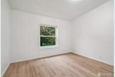 215 105th Avenue E, Edgewood, WA 98372 - Photo 21