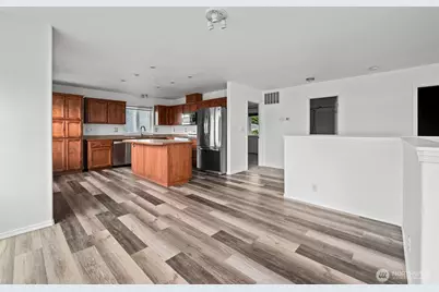 1086 Landing Circle, Oak Harbor, WA 98277 - Photo 9