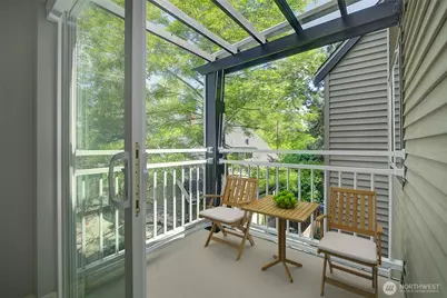 215 20th Avenue E #307, Seattle, WA 98112 - Photo 21