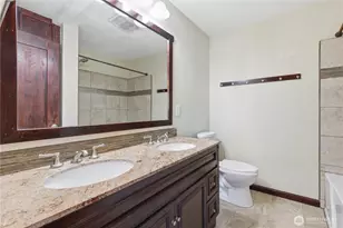 410 W Bartlett St, Omak, WA 98841 - Photo 17