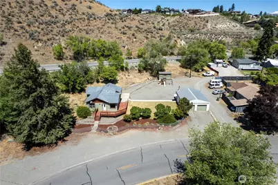 410 W Bartlett Street, Omak, WA 98841 - Photo 29