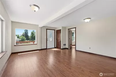 410 W Bartlett Street, Omak, WA 98841 - Photo 5