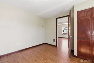 410 W Bartlett St, Omak, WA 98841 - Photo 13