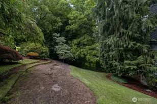 9912 NE 142nd Pl, Kirkland, WA 98034 - Photo 19