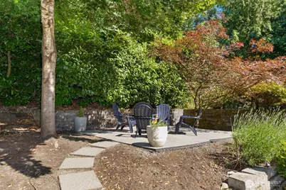 6575 NE Honeysuckle Lane, Bainbridge Island, WA 98110 - Photo 37