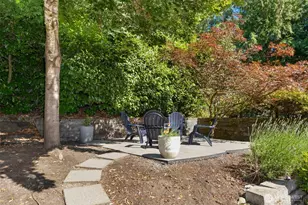 6575 NE Honeysuckle Ln, Bainbridge Island, WA 98110 - Photo 37
