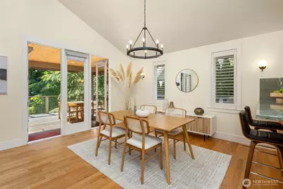 6575 NE Honeysuckle Lane, Bainbridge Island, WA 98110 - Photo 7