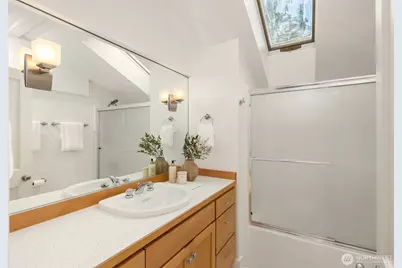 6575 NE Honeysuckle Lane, Bainbridge Island, WA 98110 - Photo 29