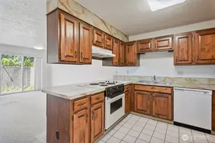 745 Marine View Dr, Longview, WA 98632 - Photo 7