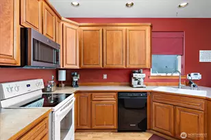6131 152nd Ave NE, Lake Stevens, WA 98258 - Photo 11
