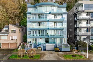 1374 Alki Ave SW, Seattle, WA 98116 - Photo 3