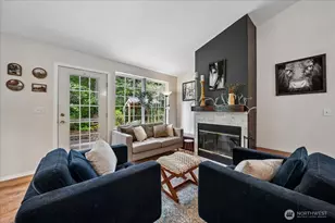 10002 Edgewood Dr, Anderson Island, WA 98303 - Photo 11