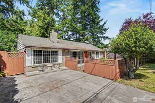 11557 8th Ave NE, Seattle, WA 98125 - Photo 3