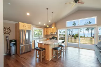 1117 Walker Street, Port Angeles, WA 98363 - Photo 13