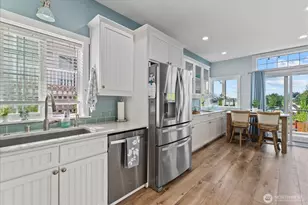 1215 113th Ave SE, Lake Stevens, WA 98258 - Photo 9