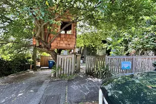 2535 12th Ave W, Seattle, WA 98119 - Photo 7