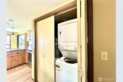 11642 100th Avenue NE #305, Kirkland, WA 98034 - Photo 13