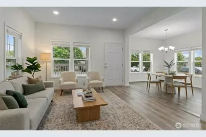 226 E Orange Avenue, Burlington, WA 98233 - Photo 5