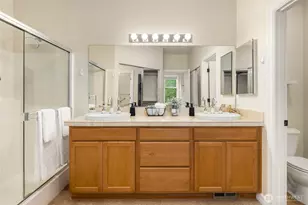 24253 NE Vine Maple Way, Redmond, WA 98053 - Photo 15