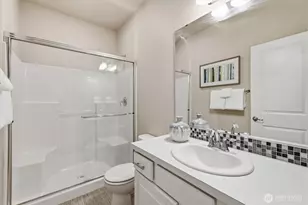 15530 SE 277th Pl, Kent, WA 98042 - Photo 17