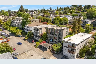 2831 14th Avenue W #2, Seattle, WA 98119 - Photo 27