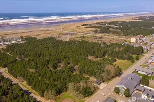511 Ocean Beach Blvd S, Long Beach, WA 98631 - Photo 33