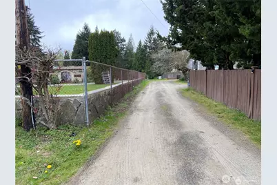 12909 158th Avenue SE, Renton, WA 98059 - Photo 13