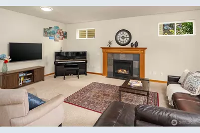 18430 42nd Avenue SE, Bothell, WA 98012 - Photo 7